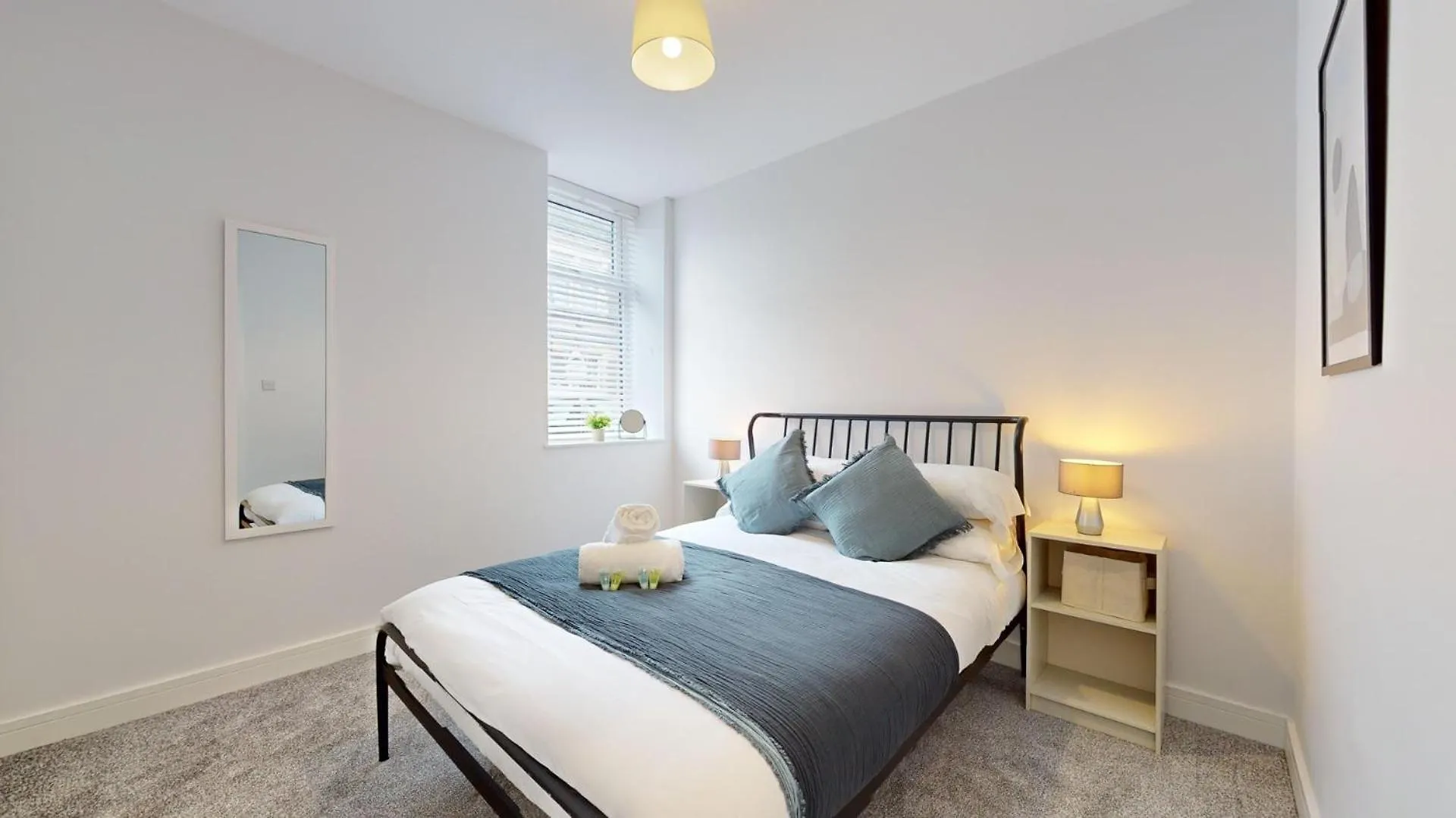 Spacious One Bedroom | Wifi Cardiff